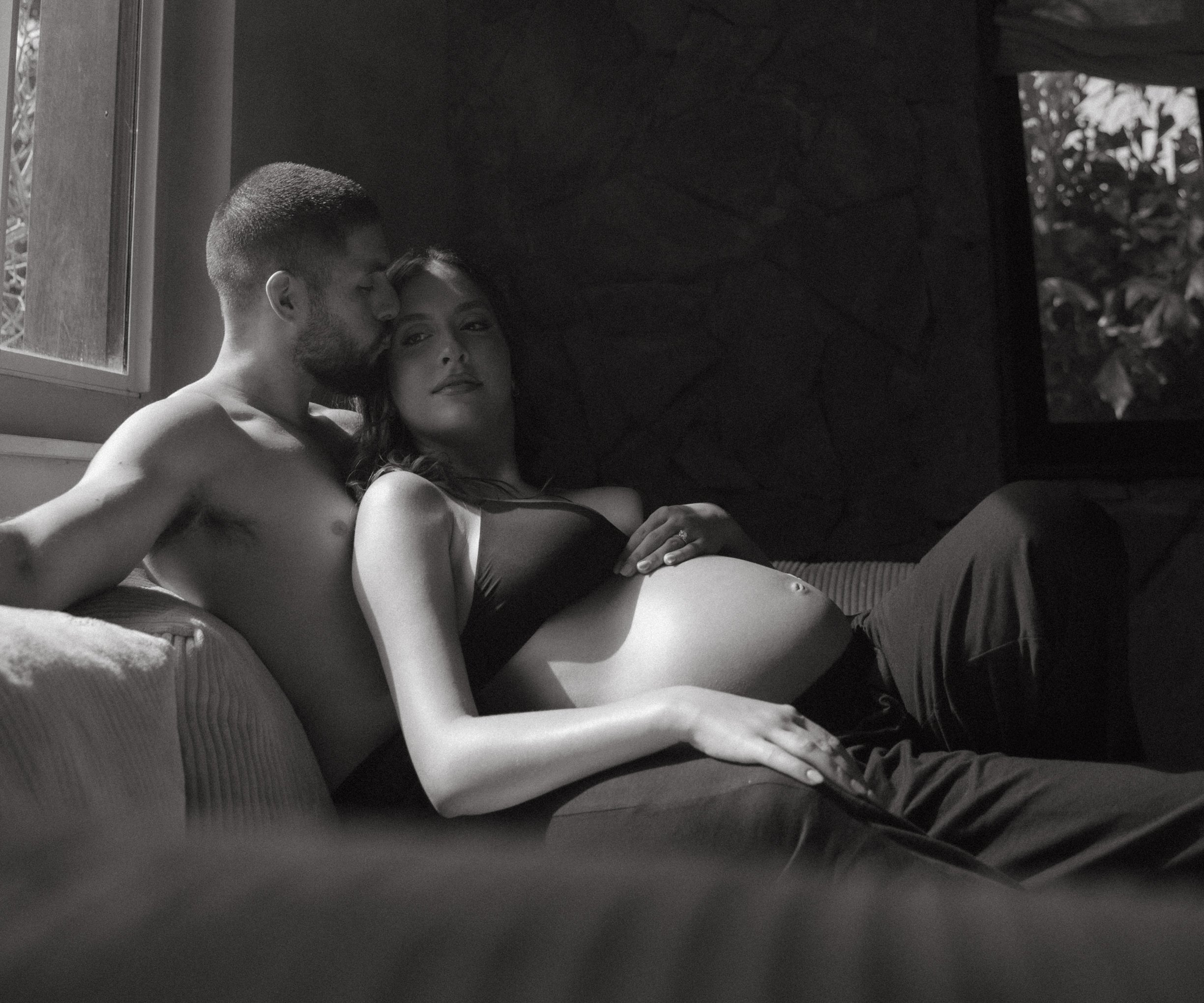 Maternity session at the Casa Ishi studio in miami-5.jpg