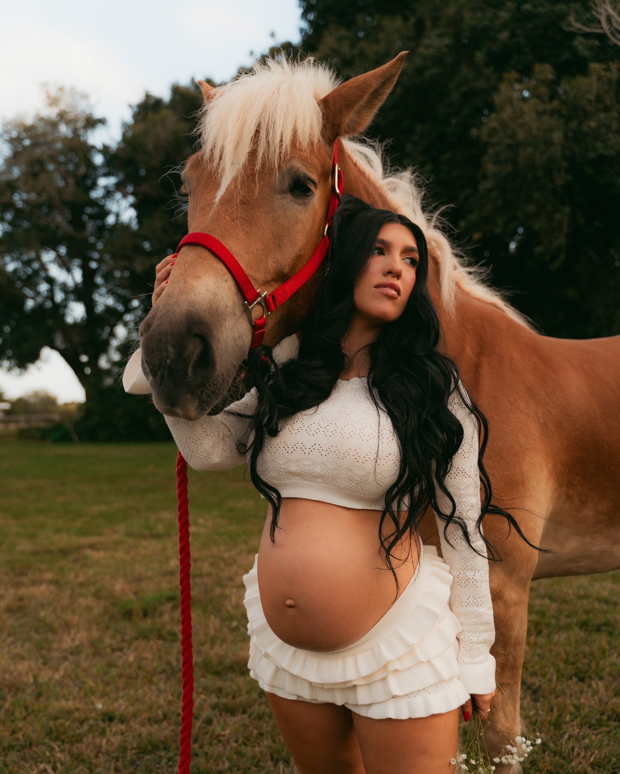 Western Maternity Session with Horse in Miami -20.jpg