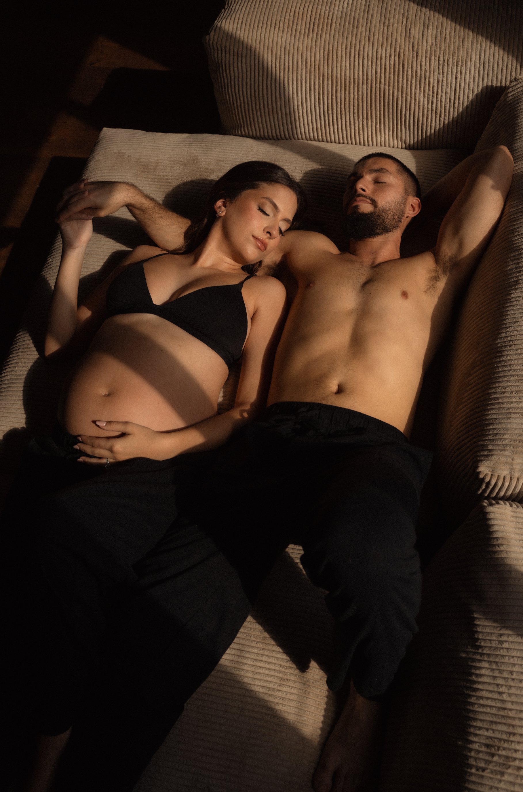 Maternity session at the Casa Ishi studio in miami-25.jpg