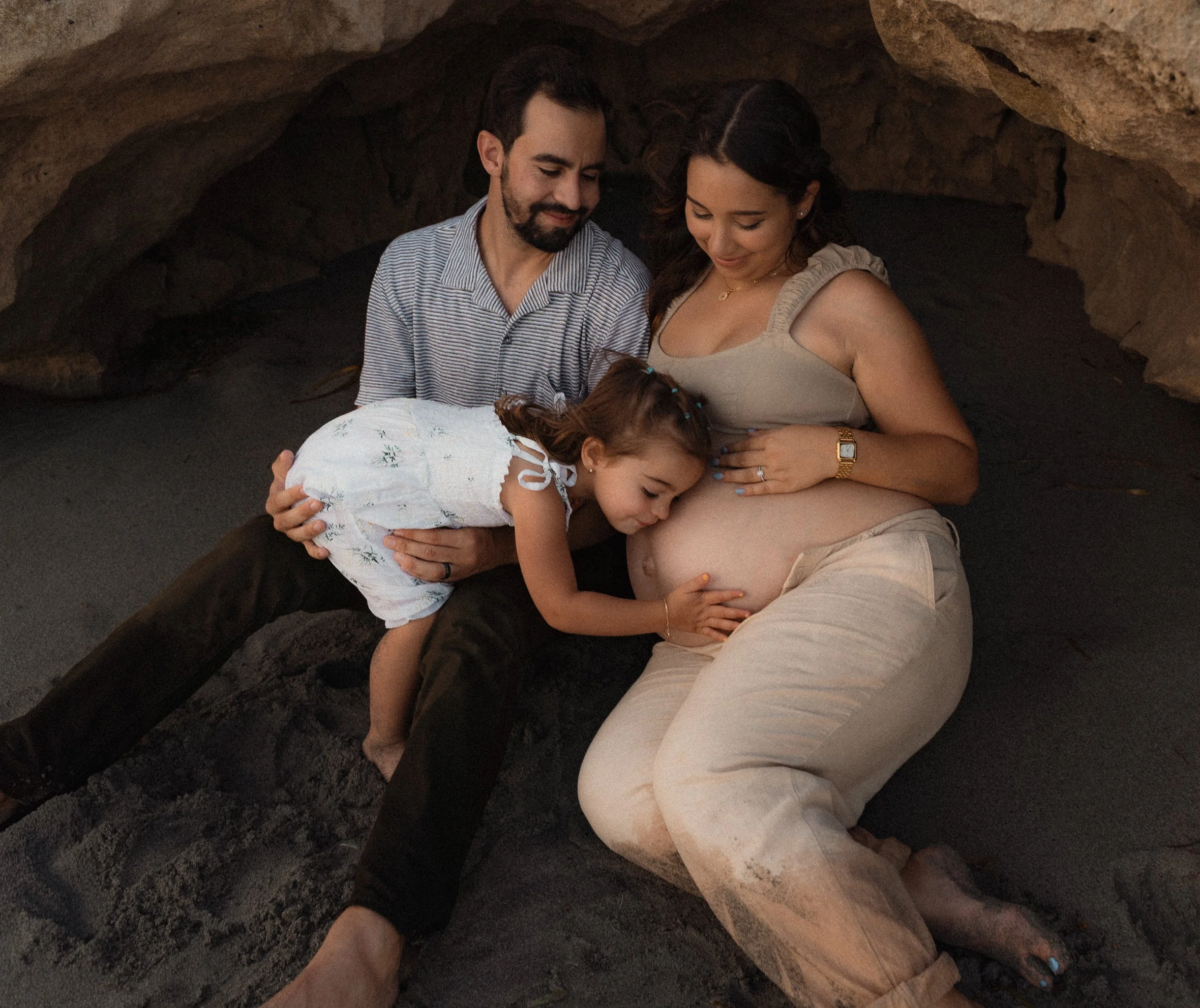 Maternity session on the beach-12.jpg