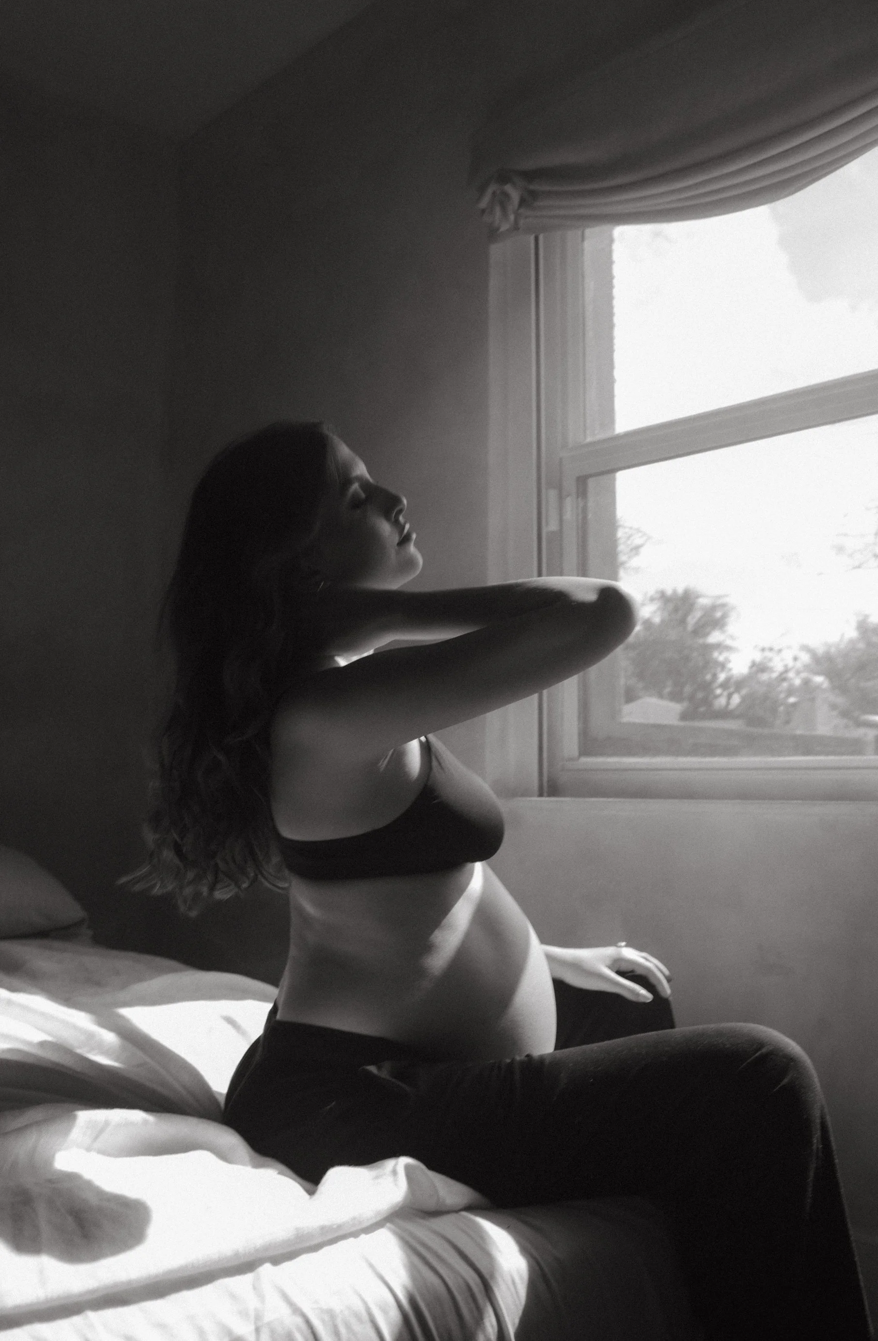 Maternity session at the Casa Ishi studio in miami-16.jpg