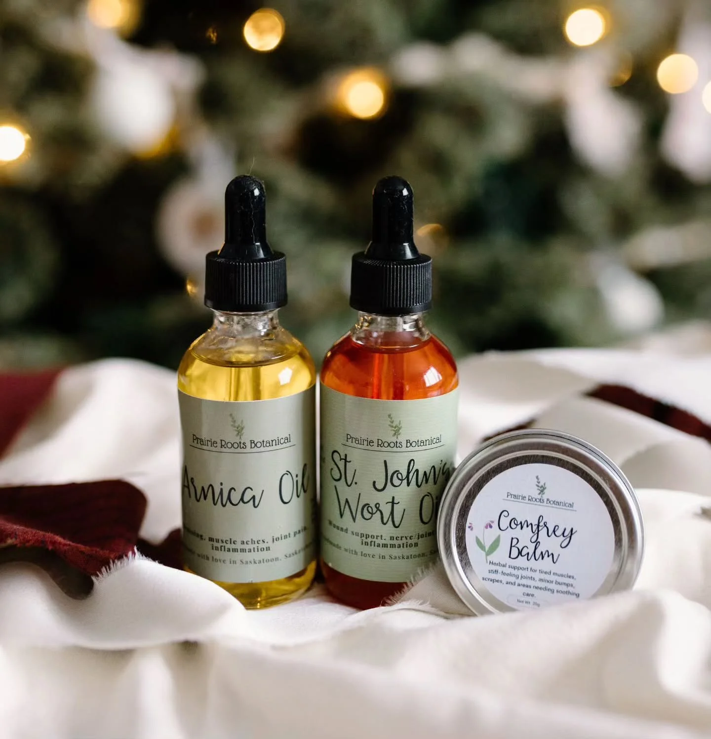 These are the products that get pulled out after the long days in my home. 🌿

Arnica Oil, St. John&rsquo;s Wort Oil, and Comfrey Balm - the trio I keep within reach for:
▪︎ sore, overworked muscles at the end of the day
▪︎ kids&rsquo; bumps, scrapes