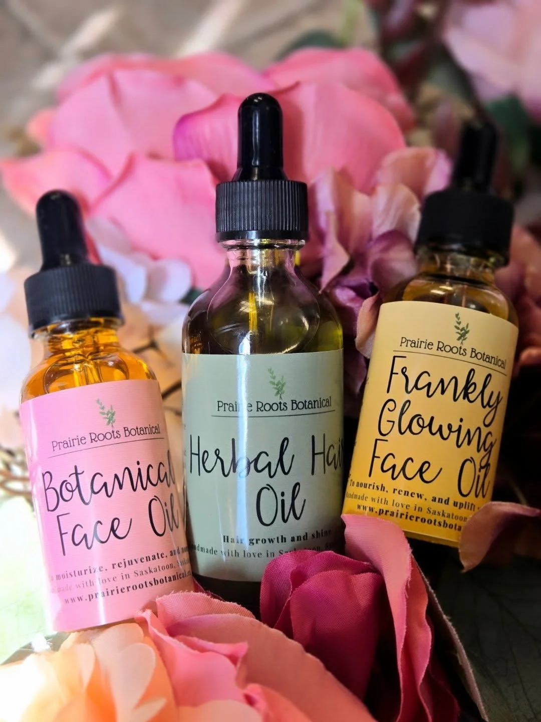 First deal of the day leading up to Mother's Day is here 🤍

A simple, nourishing trio for hair + skin&hellip; made with whole plant infusions and slow, intentional care. 🌸

&bull; Herbal Hair Oil
&bull; Frankly Glowing Face Oil
&bull; Botanical Fac