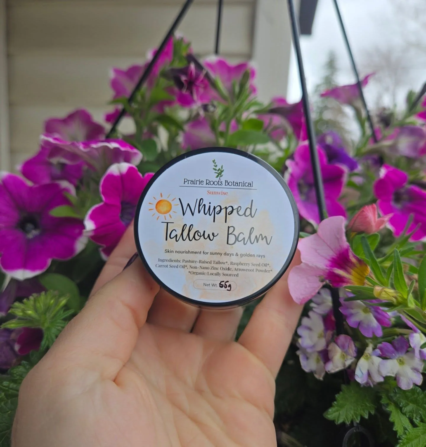☀️ G I V E A W A Y ☀️

I&rsquo;m giving away one 55g jar of my Sunwise Whipped Tallow 🌞🌿

To enter:
🌿Follow @prairie.roots.botanical⁠
🌿Comment your favourite thing to do on a sunny day 
🌿Bonus entry: Share this post to your stories &amp; tag me 
