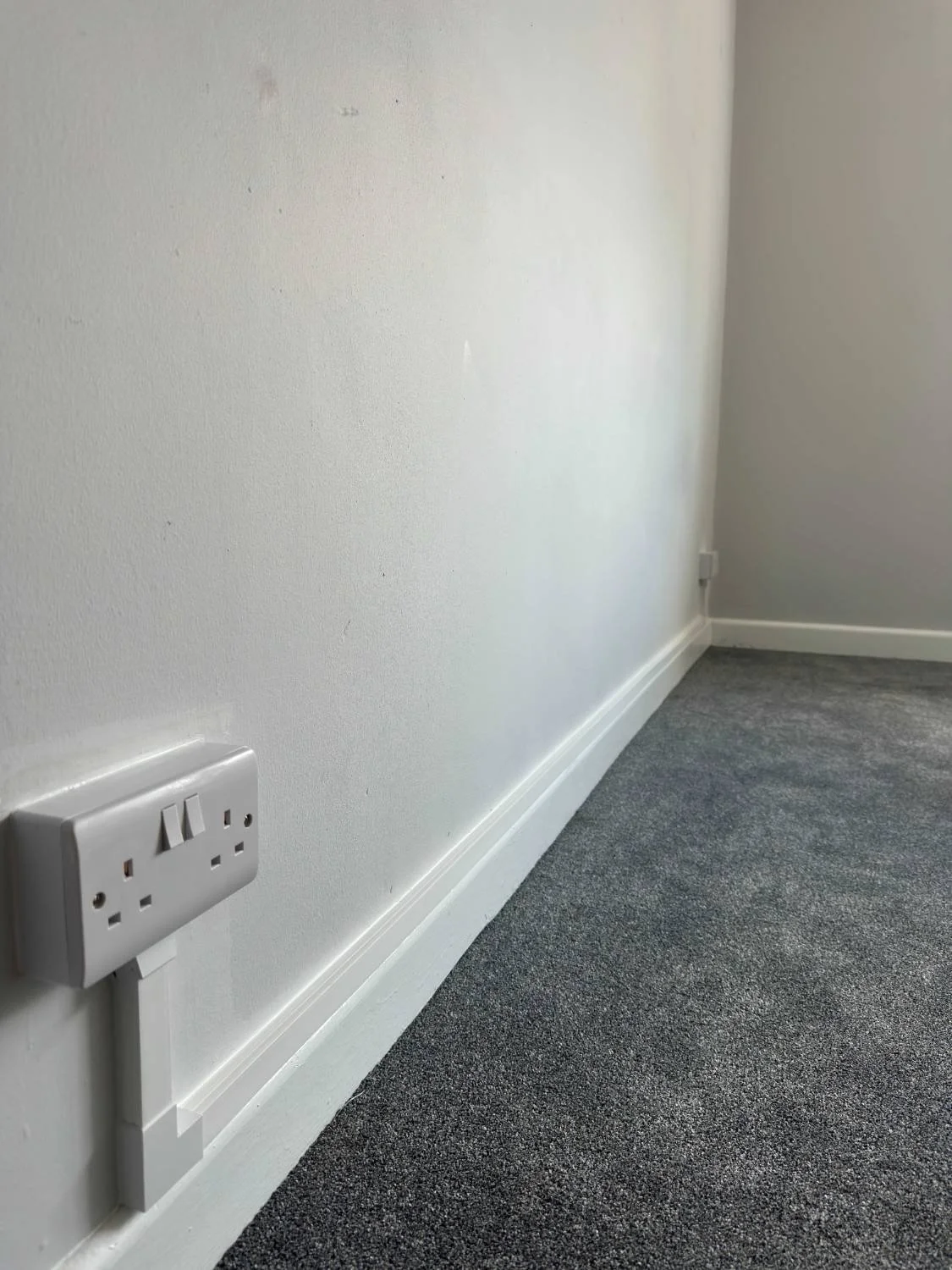 Bedroom-socket-install.jpeg