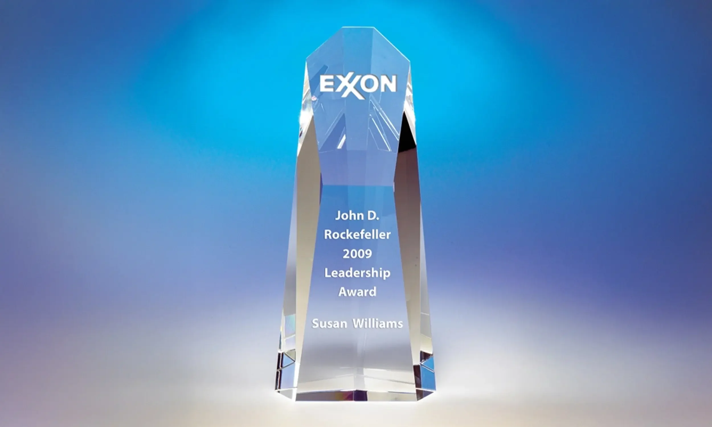 Pioneer Award • Size: 5.375" x 2" x 12" • $536