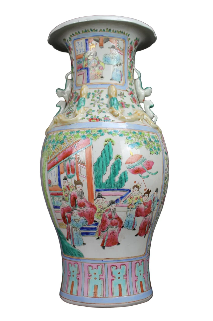 Chinese Famille Rose baluster vase 19th Century