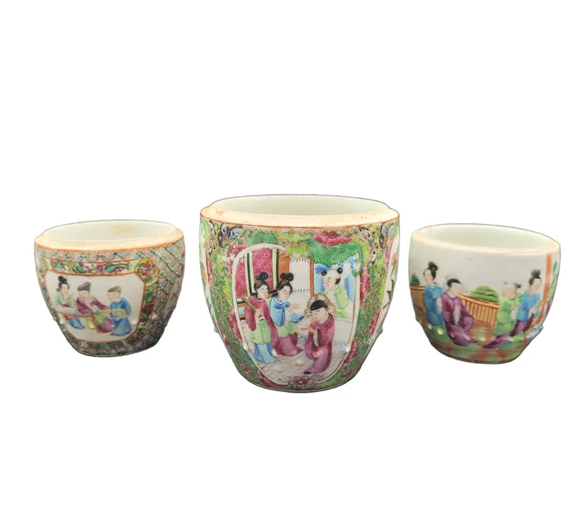 Chinese 19th century Famille Rose 3 Jars