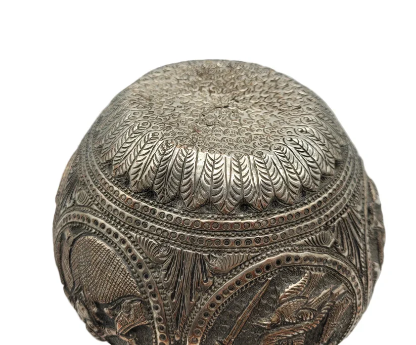 Bottom of a rare 19th-century Asian / Oriental white metal jar or vase is a striking example of antique metalwork, notable for both its substantial weight and fine hand decoration.