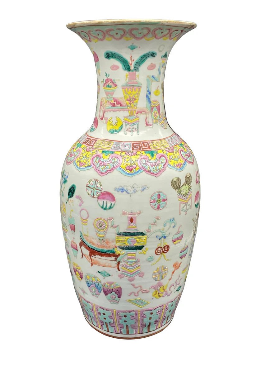 Chinese Porcelain Large 19th Century Famille Rose Vase