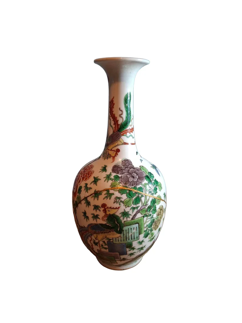 19th Century famille verte mei ping vase phoenix Pattern