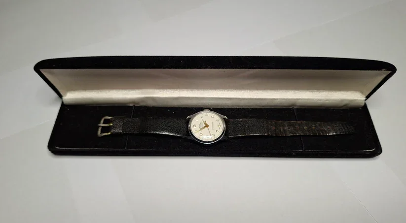 Vintage-watch-20260228_201538.webp