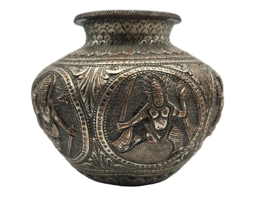 Back of a rare 19th-century Asian / Oriental white metal jar or vase is a striking example of antique metalwork, notable for both its substantial weight and fine hand decoration.