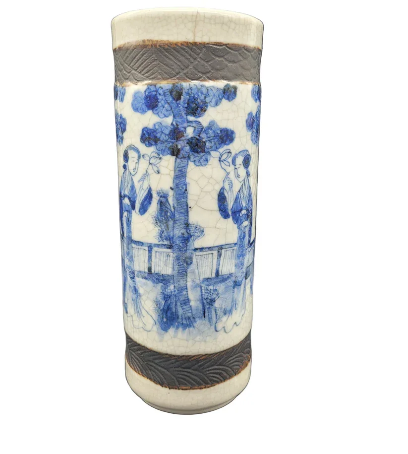 Chinese Nanking Qing Brush Pot Late 19th Century Vase