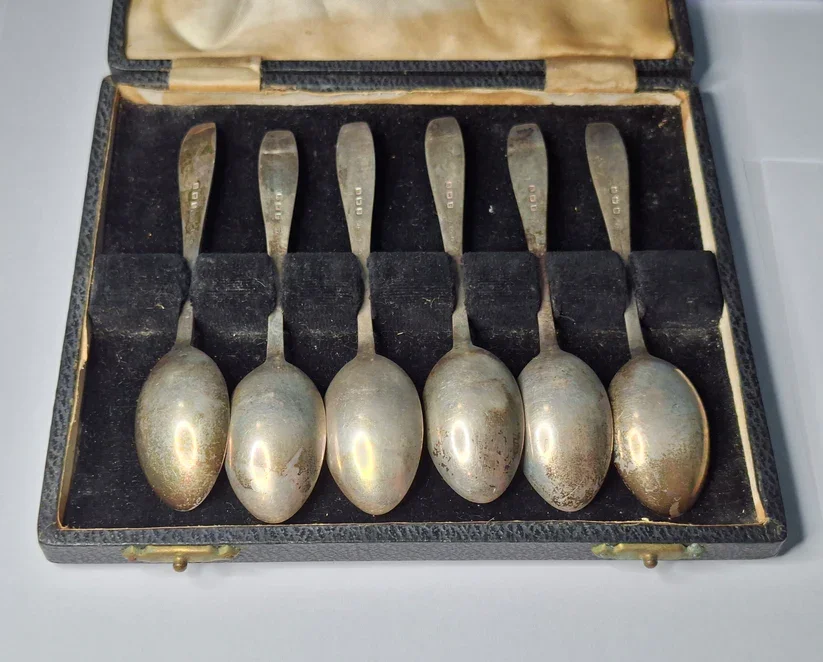 silver-spoons-202317_121153.webp
