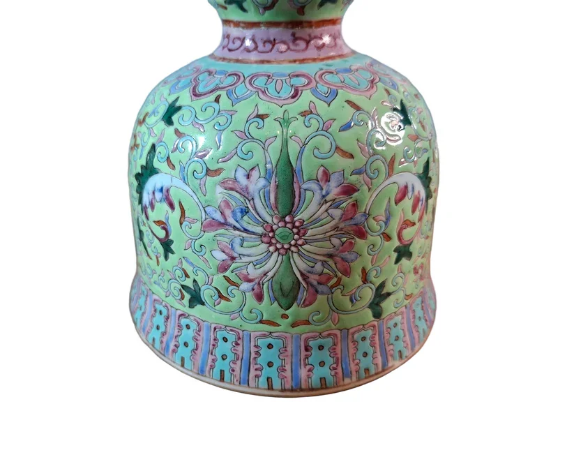 Chinese-vase-20260117_214048.webp