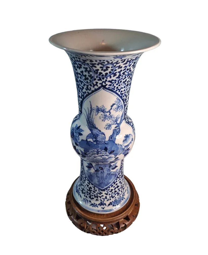 Chinese Kangxi Style 19th Century Chinese Vase & Carved Stand-chinese-vase-2026021.webp