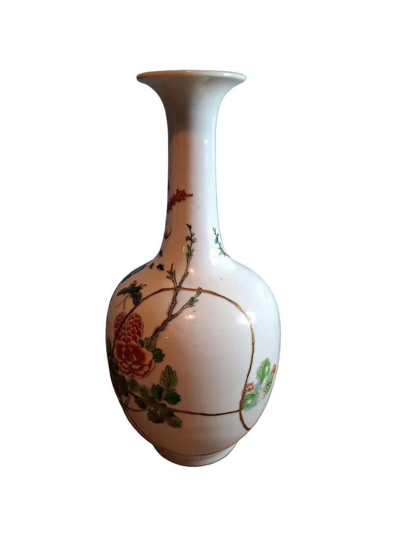 Chinese-antique-vase-1.webp
