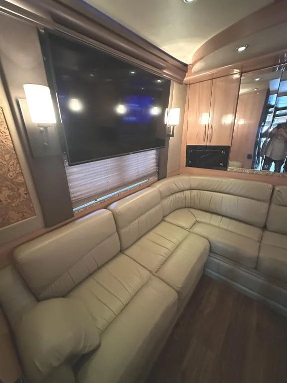 Bandit_Interior11.jpeg
