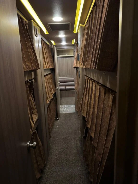 Bluegrass_Interior6.jpeg