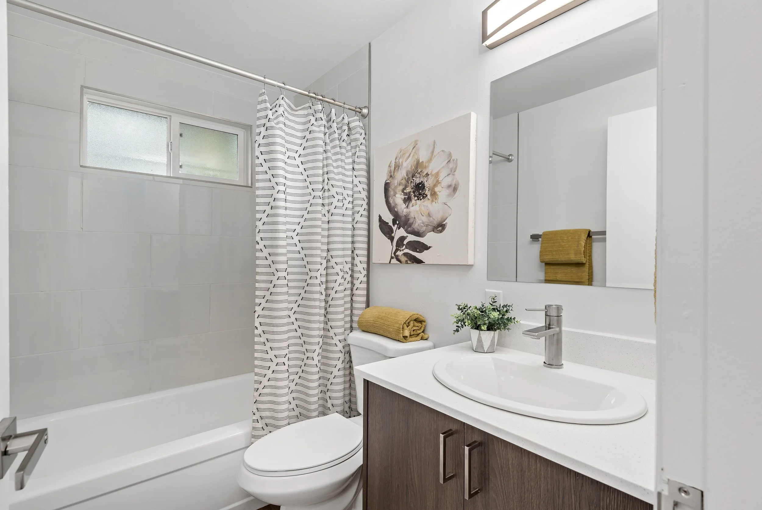 18-print-1151 Olympia Ave NE-18.jpg