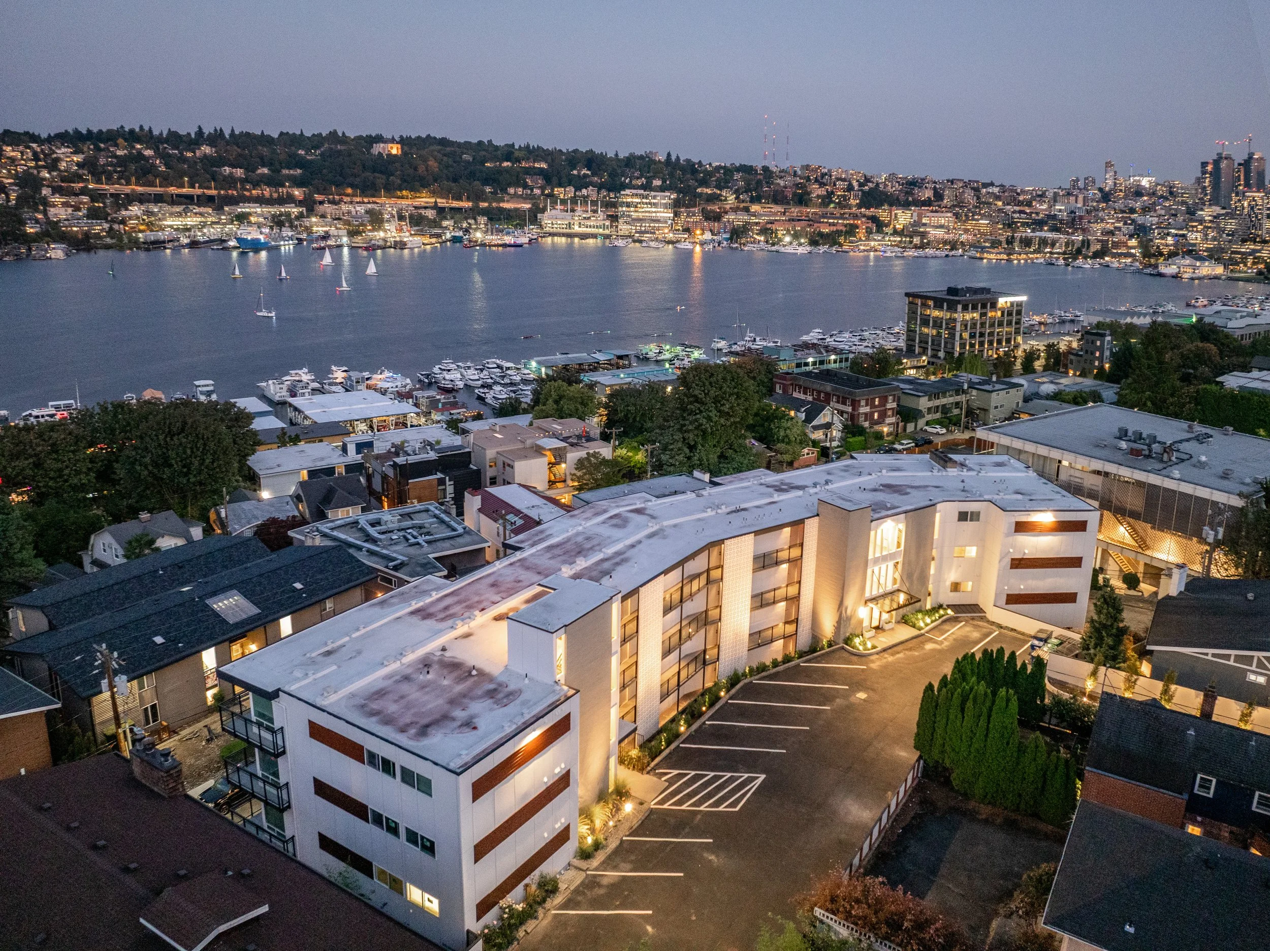 08-2004 Dexter Ave N-9.jpg