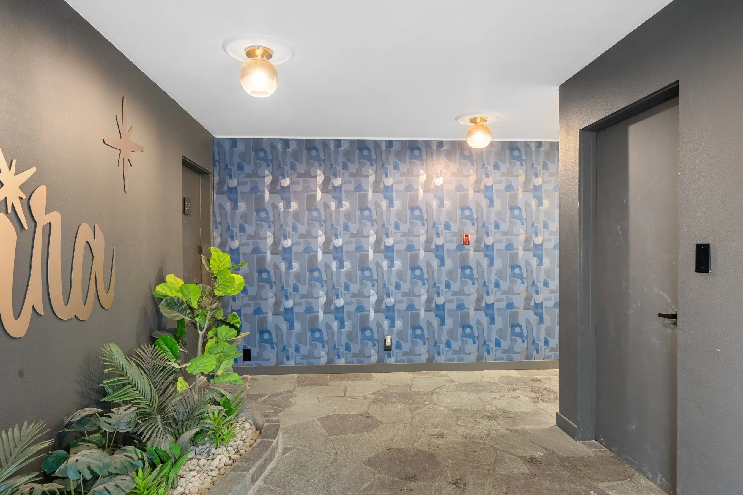 03-320 W Republican St 1-6-26-3.jpg