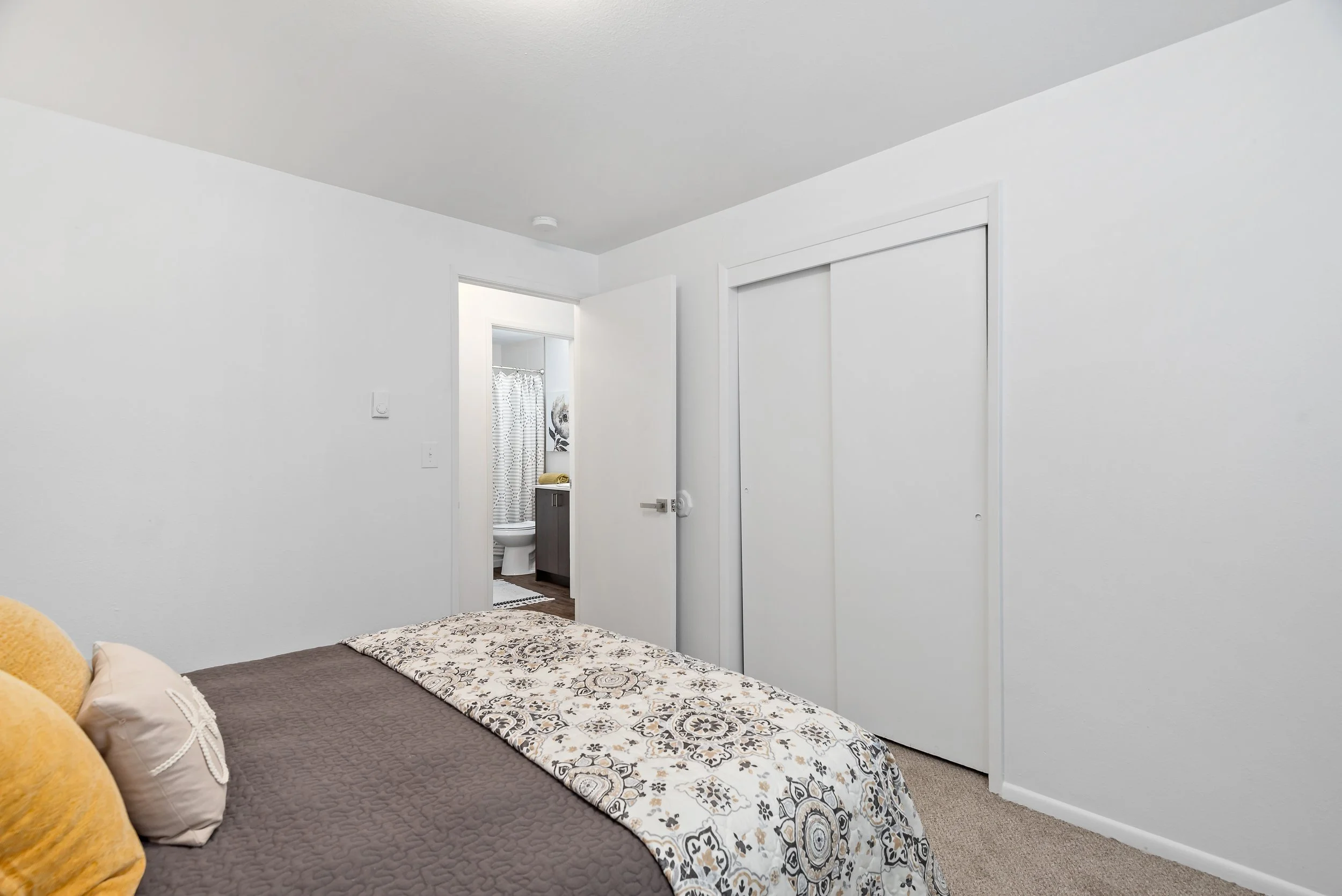 21-print-1151 Olympia Ave NE-21.jpg