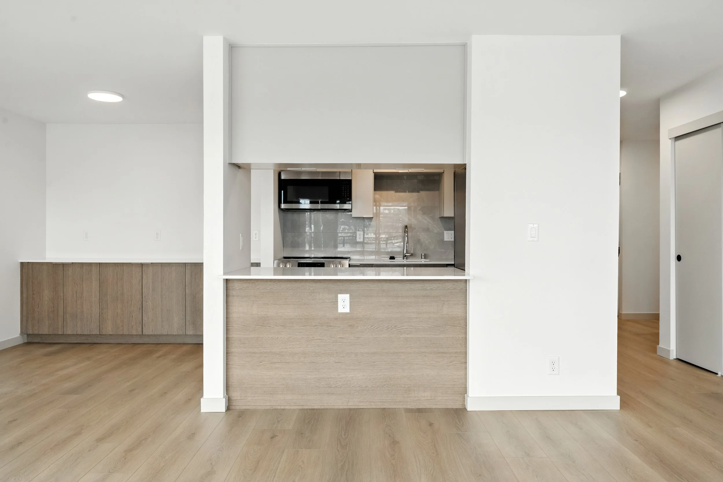 07-2004 Dexter Ave N 8.27.25-7.jpg