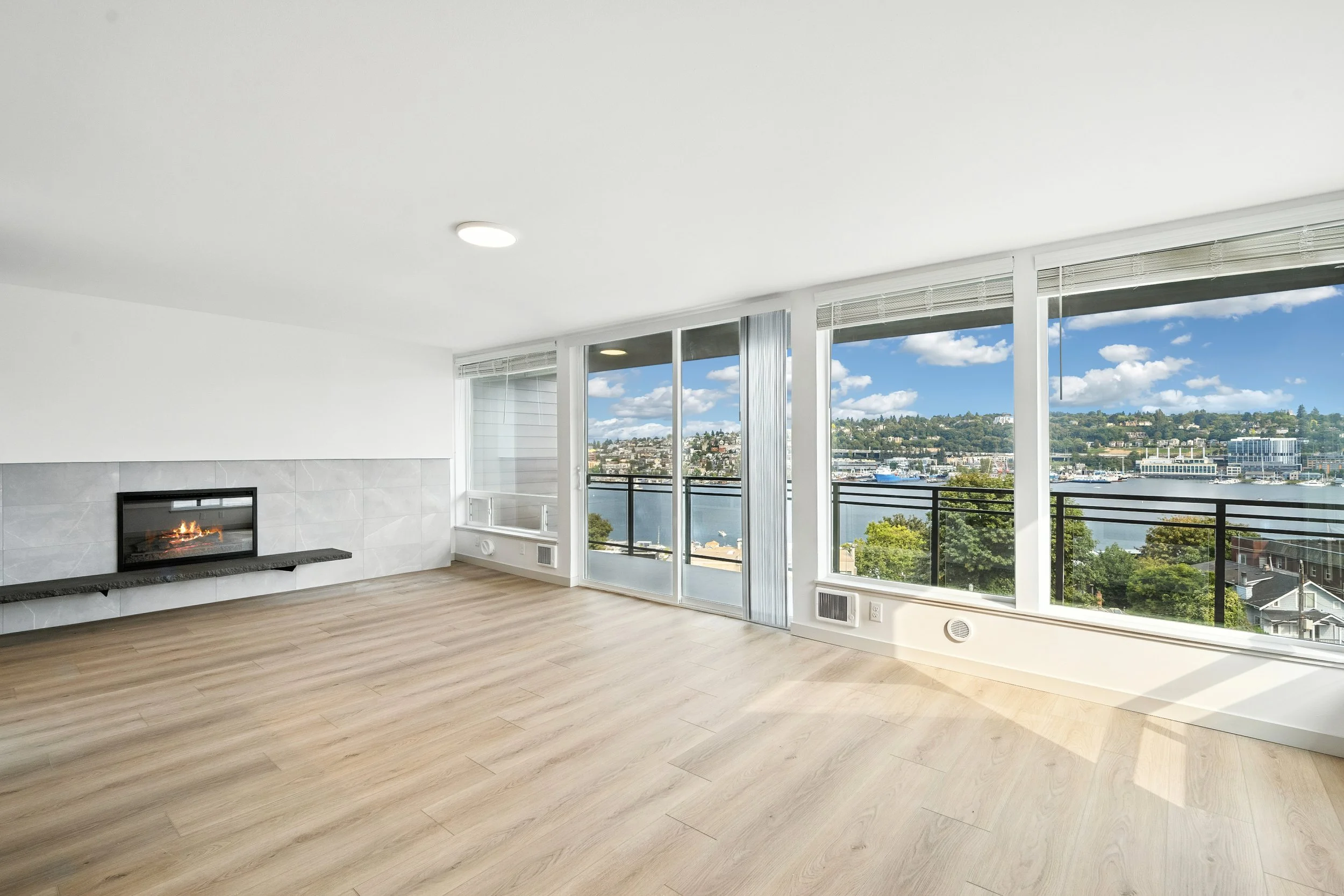 12-2004 Dexter Ave N 8.27.25-12.jpg