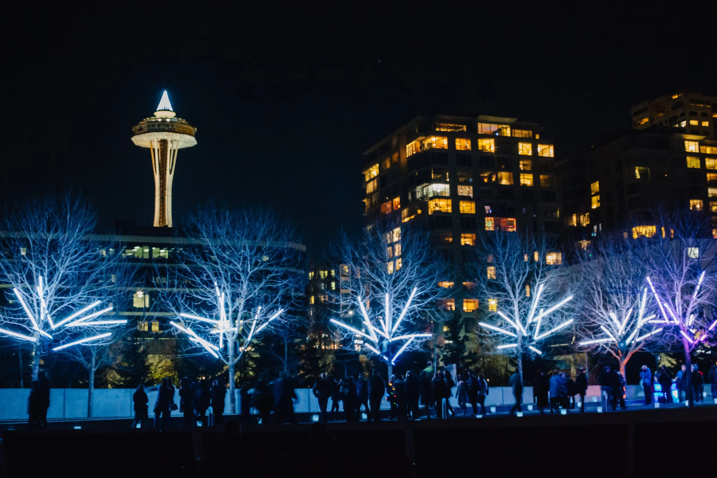 Lumenarius SAM LIGHTS Interactive TUBIX LED Sculpture - Hero A1.jpg