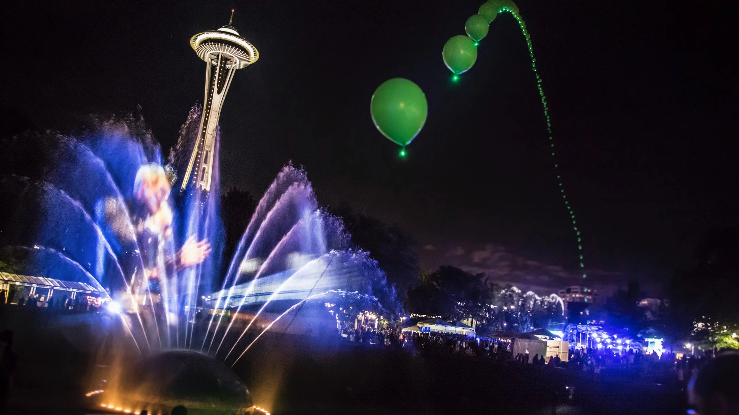 bumbershoot-music-festival-holographic-water-fountain-projection-mapping-seattle-washington-nova-light-labs-hero-1.jpg