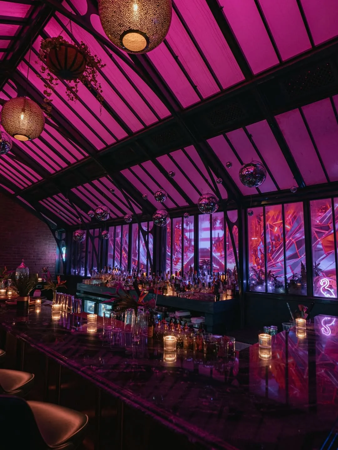 idle Hands immersive projection mapping cocktail lounge Phoenix, Arizona, neon themed visuals