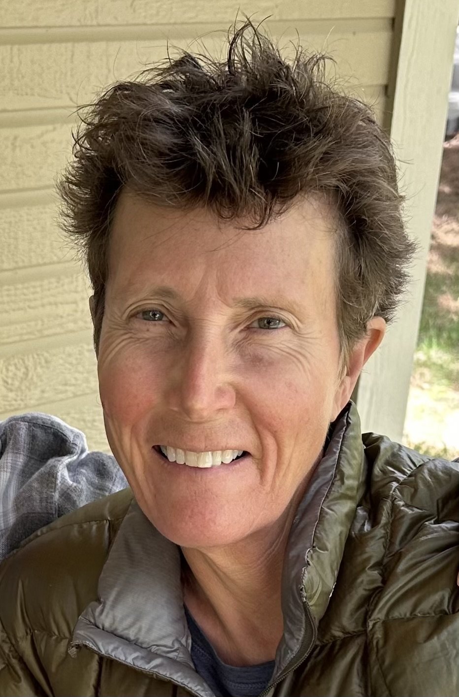 Licensed psychotherapist and wilderness guide Laura Tyson brings 40 years of experience to psilocybin-assisted therapy in Boulder, CO.
