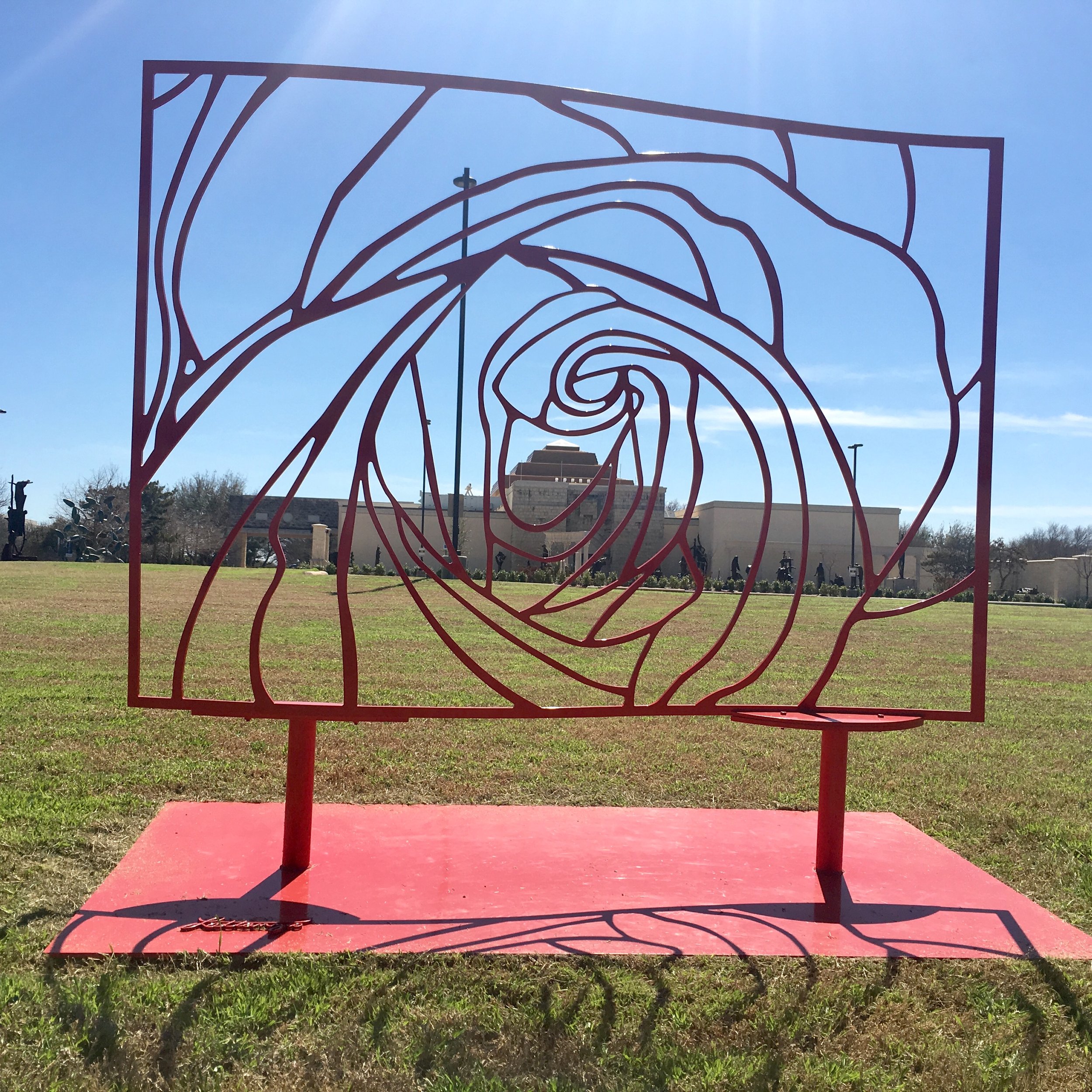 Red Rose
carved steel, paint
84 x 64 x 12 inches on 84 x 48 x 1/2 inch base
Museum of Biblical Art, Dallas Texas