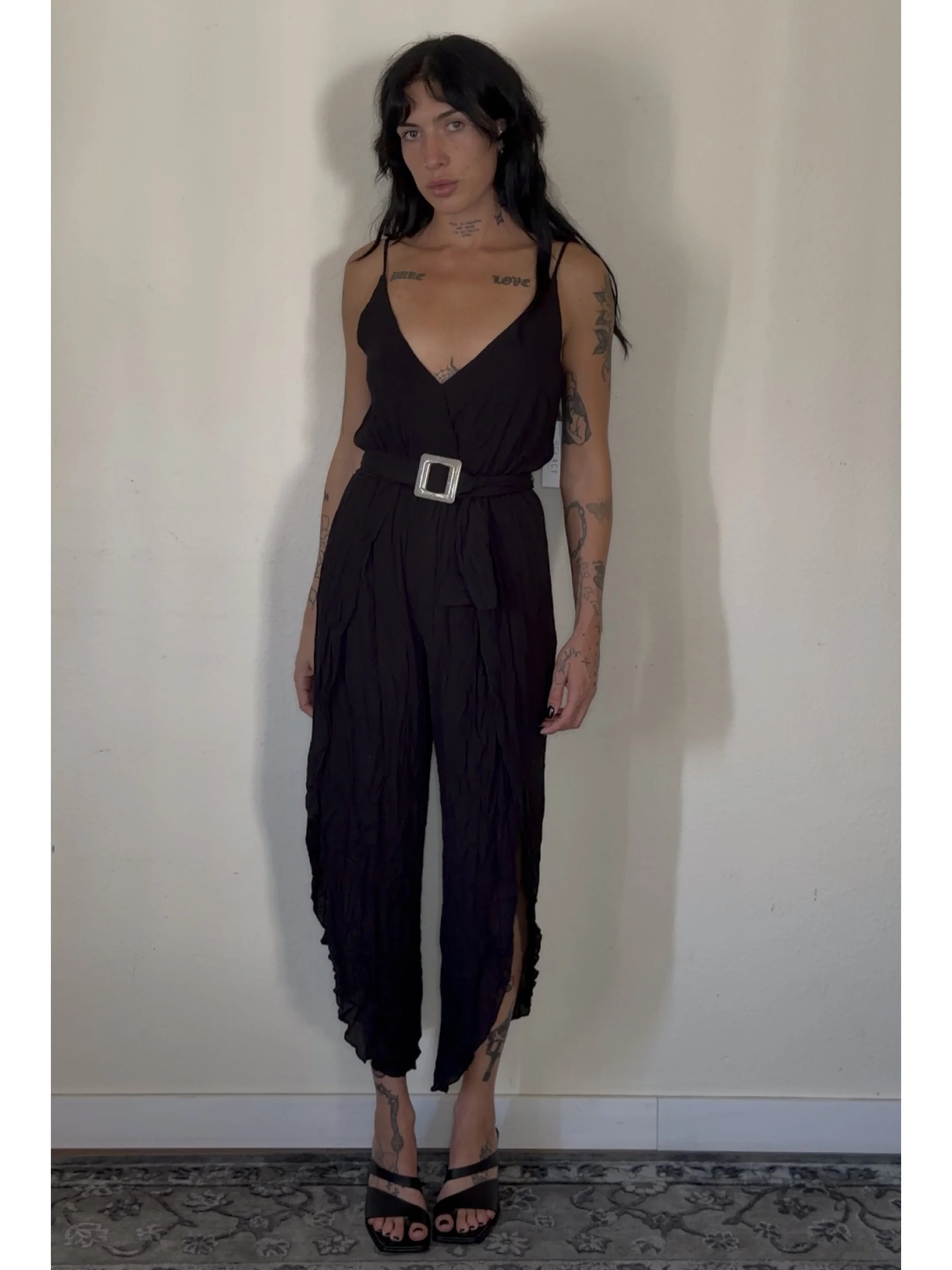 SHELL BUCKLE ROMPER