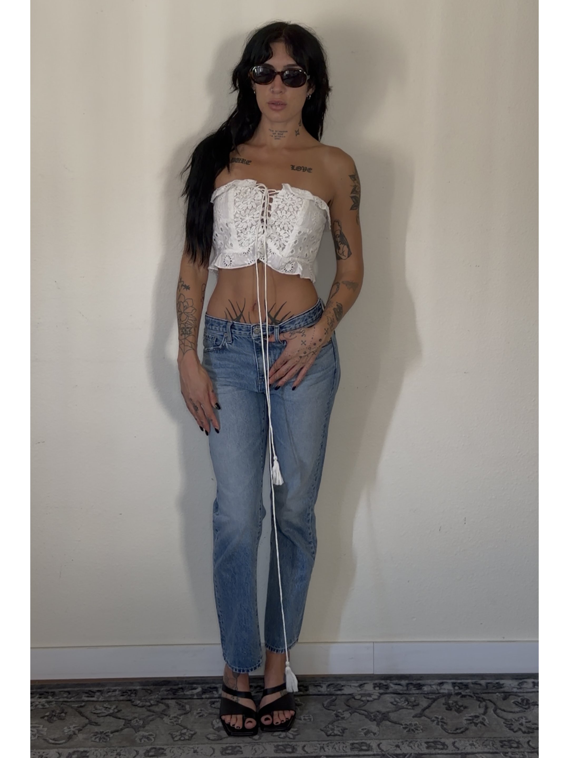 WHITE LACE CORSET TOP
