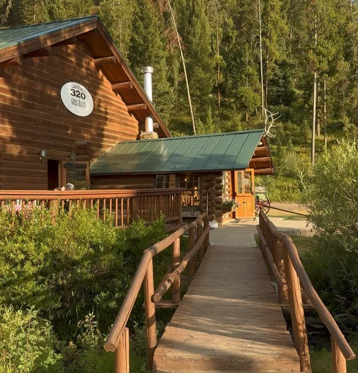McGill&rsquo;s is coming back and we cannot WAIT.

This season, we&rsquo;re bringing the flavor, the cocktails, and all the cozy mountain dinner energy back to the table.

Opening May 28th
Dinner: 4:30&ndash;8:45 PM
Bar open until 10 PM

Who&rsquo;s 