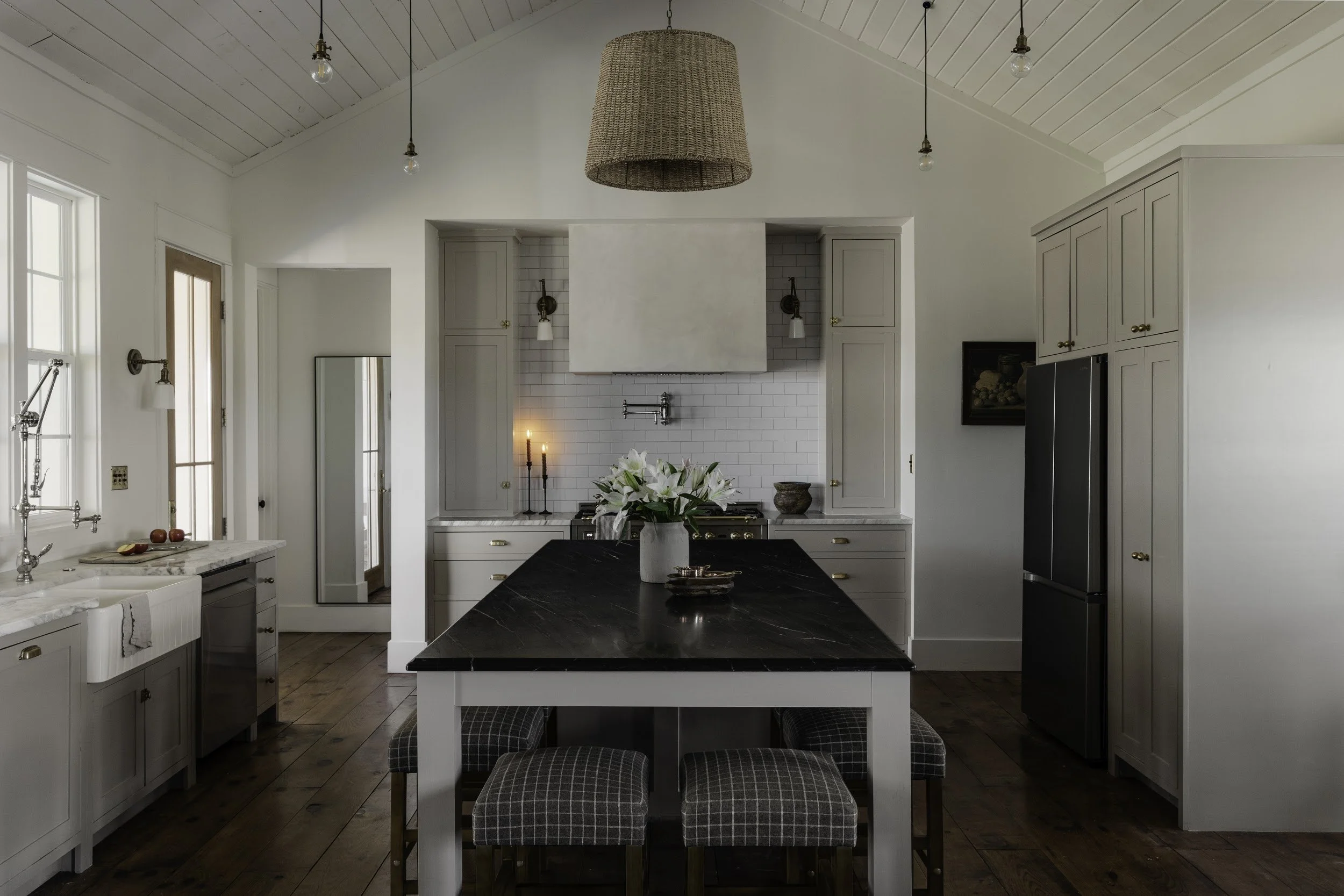 blackbuck-ridge-kitchen-bluestone-island-lampasas-tx.jpg