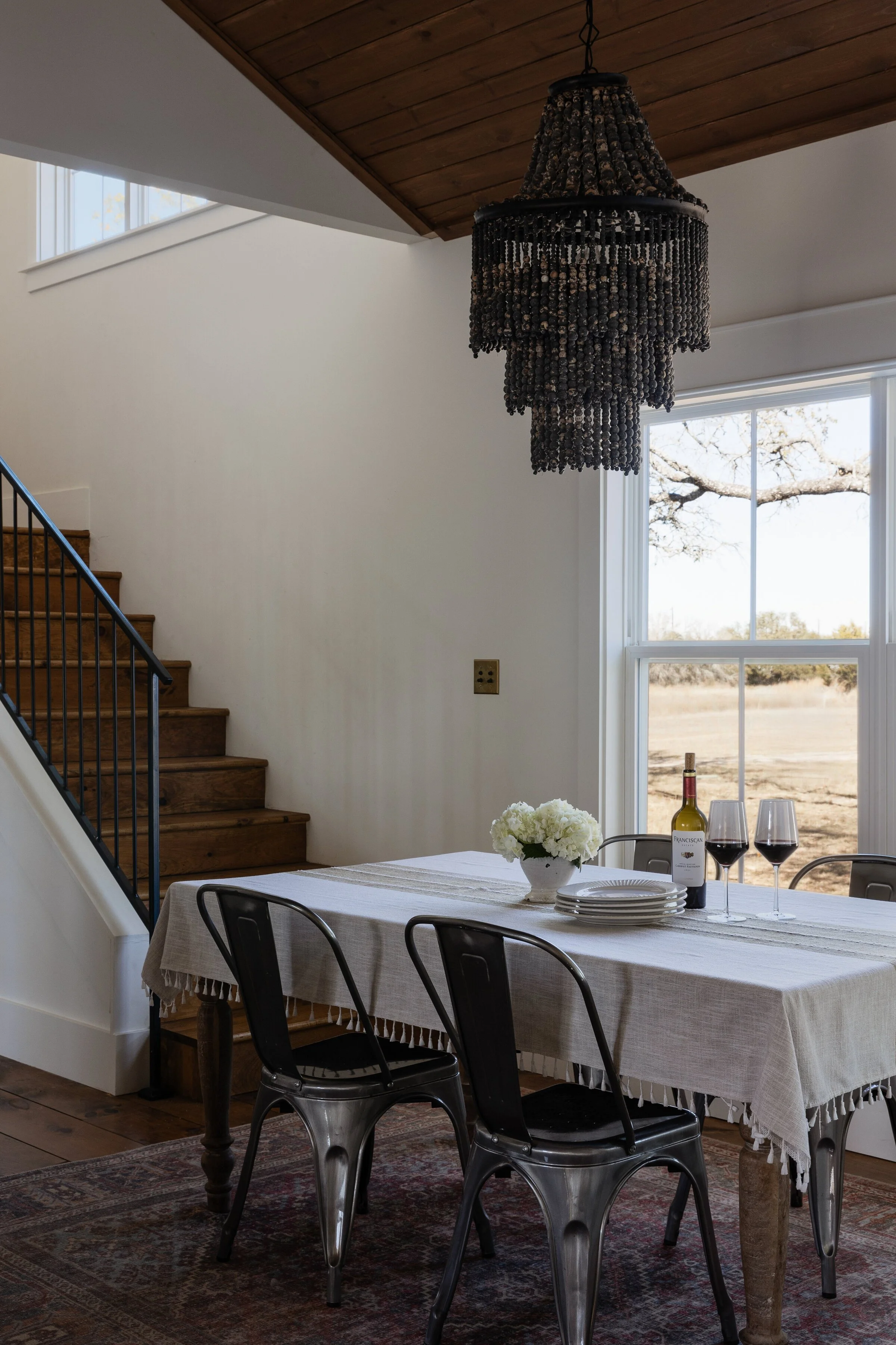 blackbuck-ridge-dining-room-beaded-chandelier-lampasas-tx.jpg