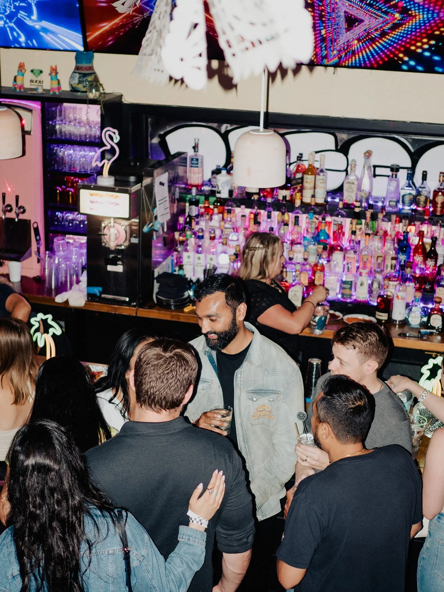 15-diego-bar-crowd.jpg