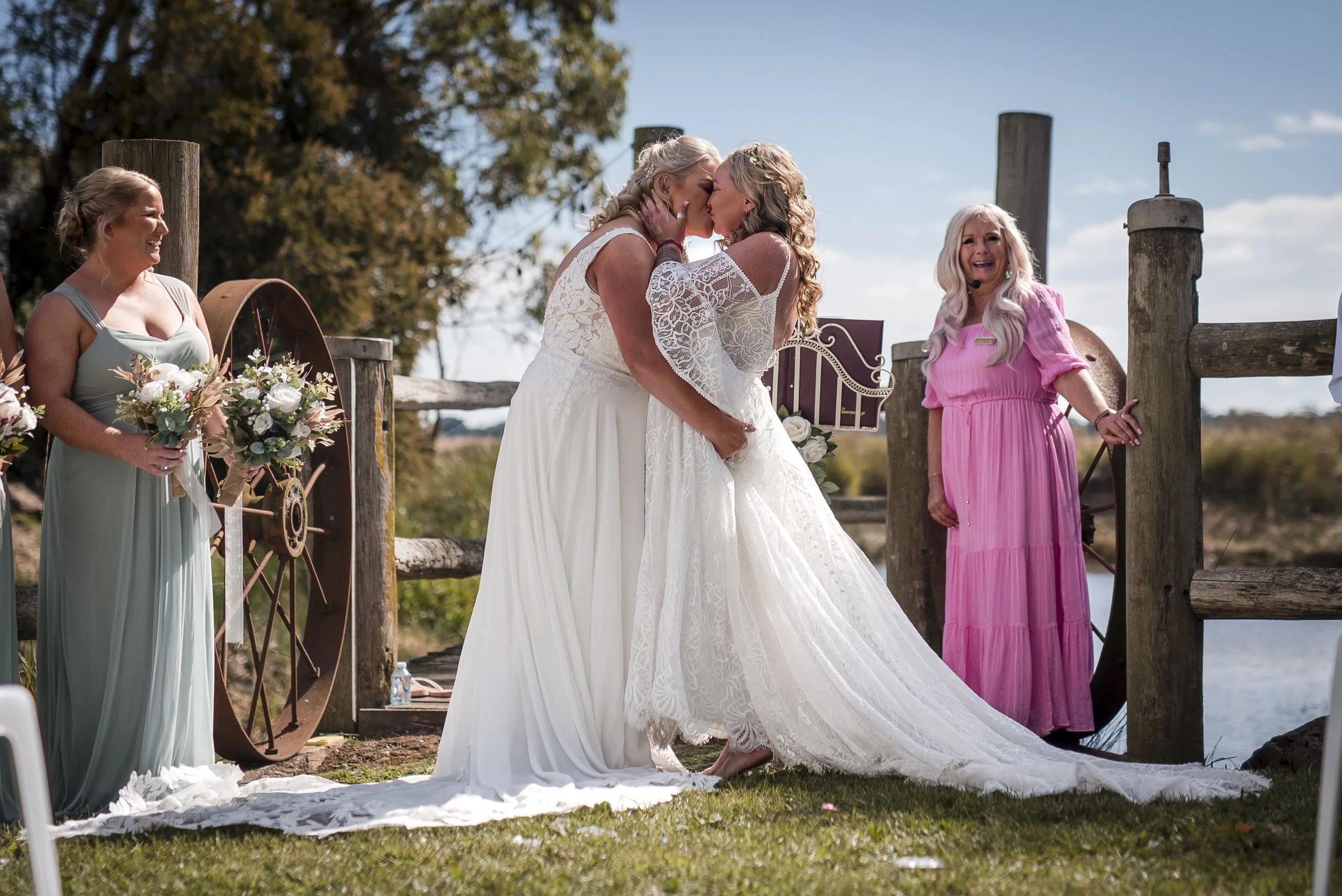 Elysha & Renae (297).JPG