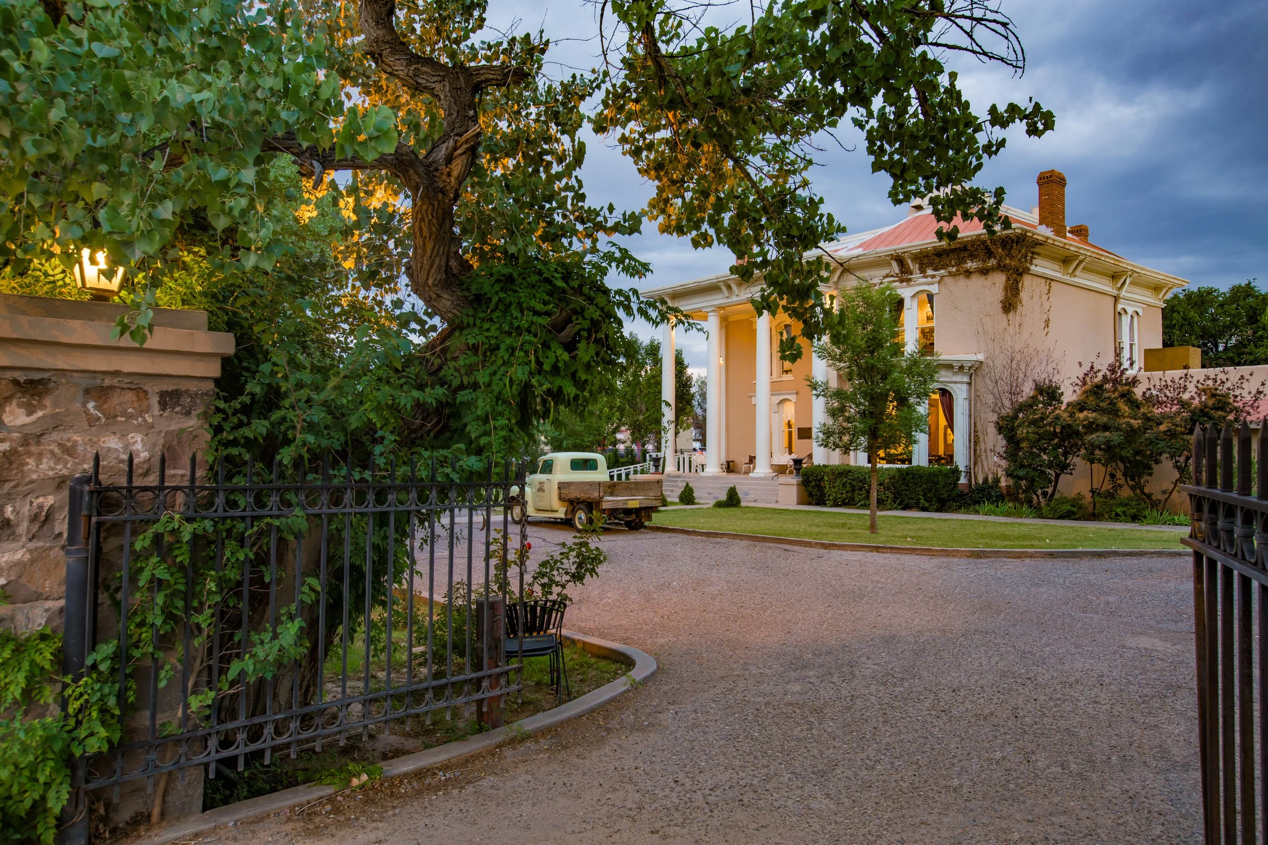 FOTOVAN.com_110 West Main Street (001).jpg