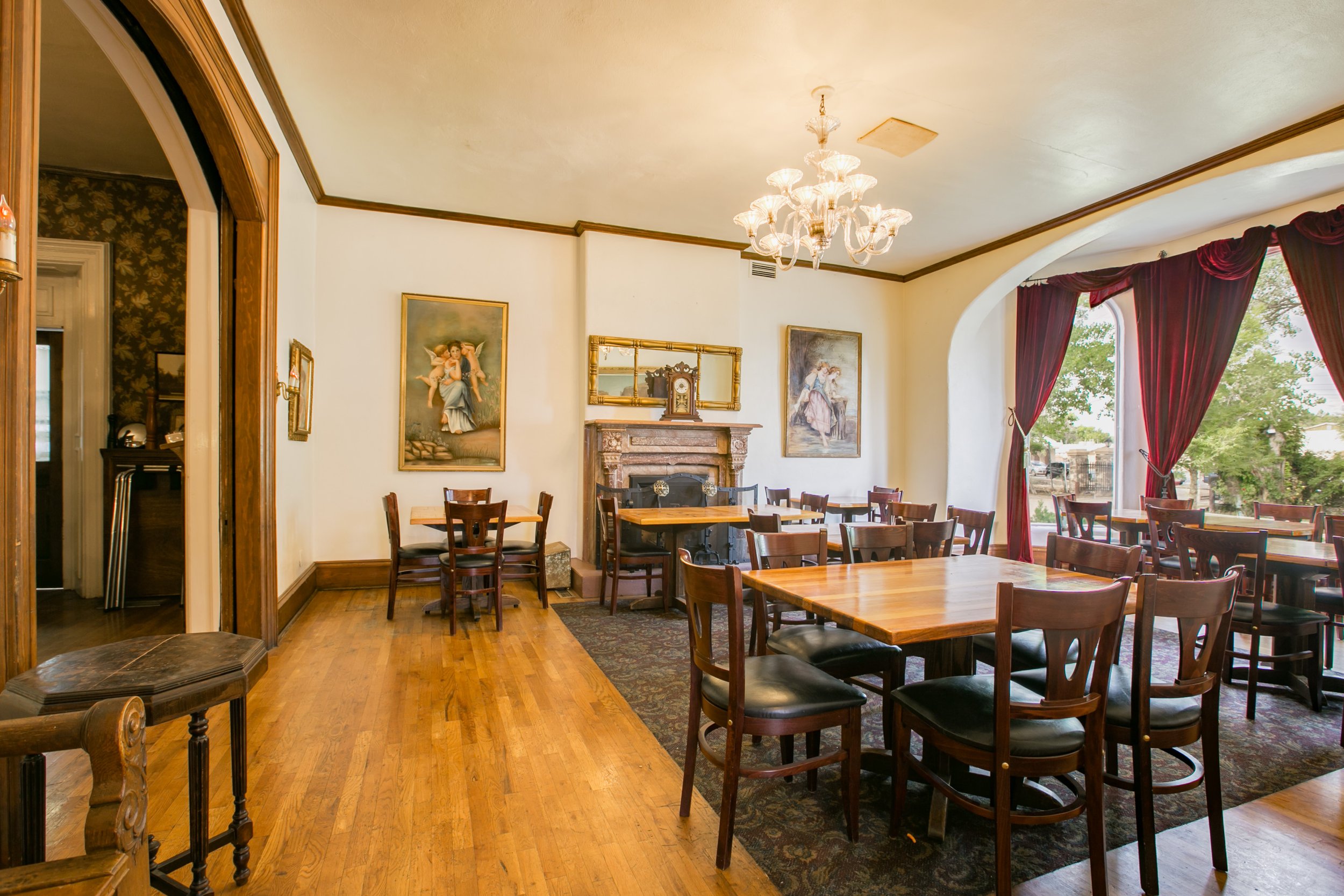 FOTOVAN.com_110 West Main Street (011).jpg