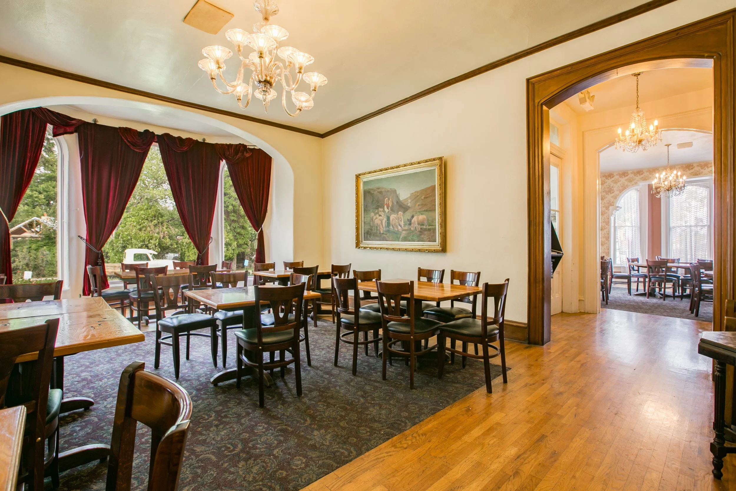 FOTOVAN.com_110 West Main Street (012).jpg