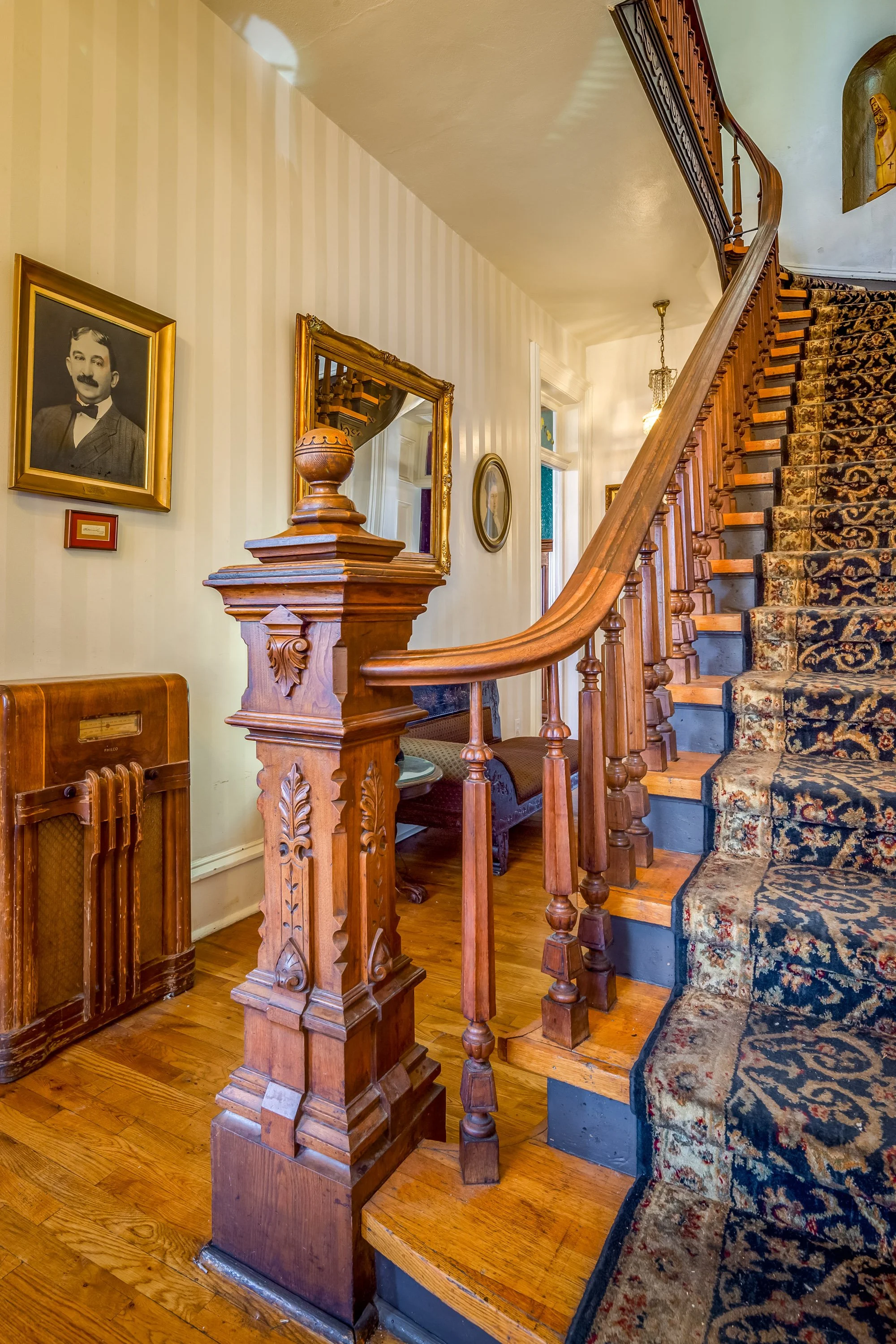 FOTOVAN.com_110 West Main Street (008).jpg