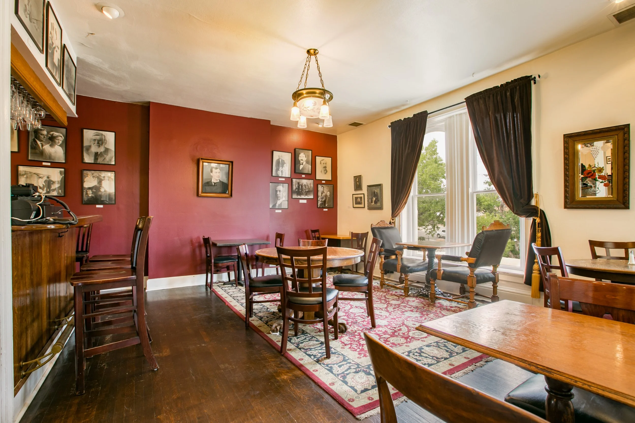 FOTOVAN.com_110 West Main Street (048).jpg