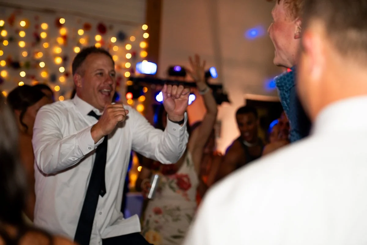 How to Build Your Wedding Vibe Through Music