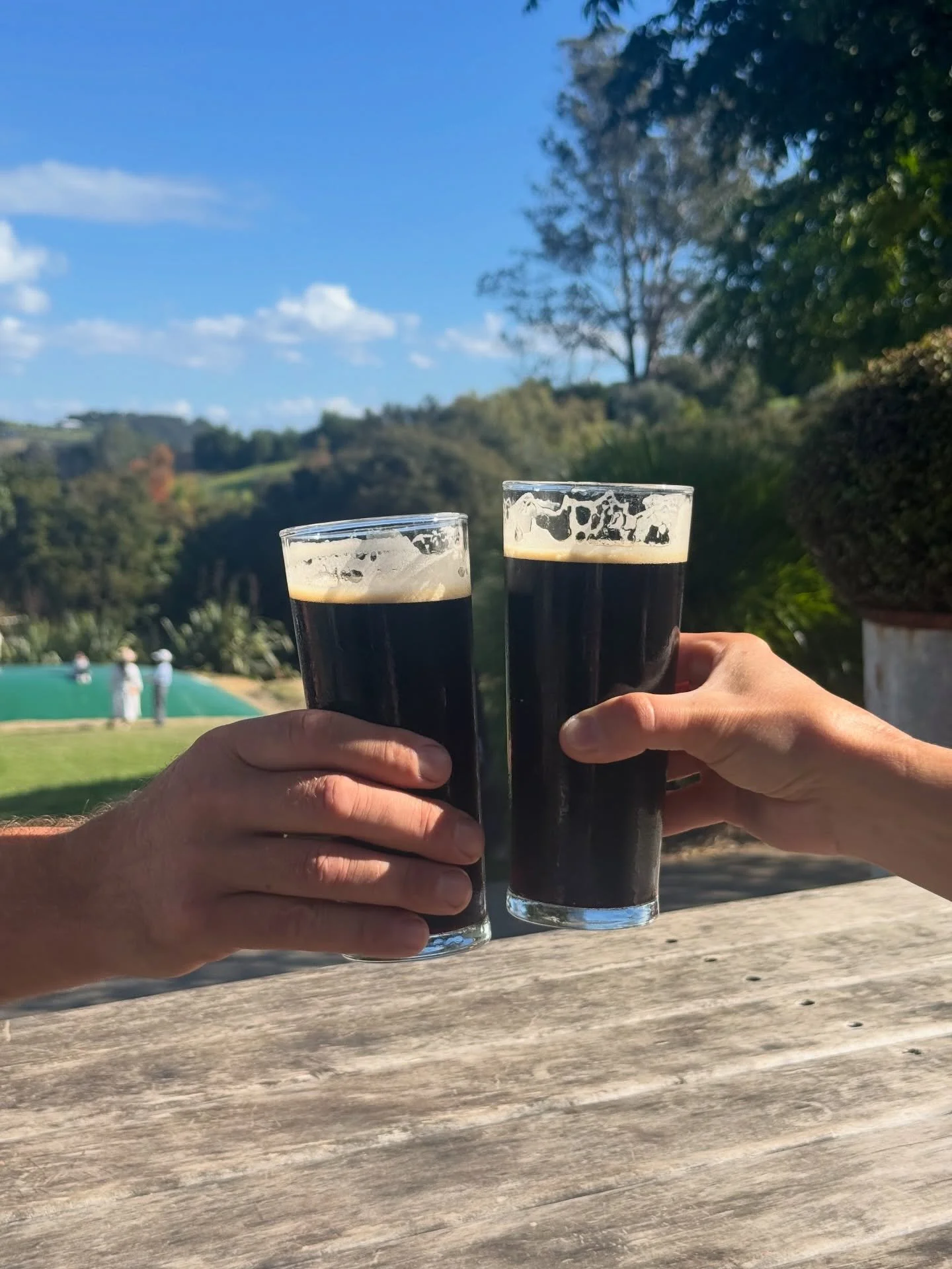 Coco Noir Porter by Heke made with our hand roasted cacao bean husks is perfect for the incoming cooler months. 

@thehekewaiheke 

#cacao #beer #roasted #quality #aucklandeats