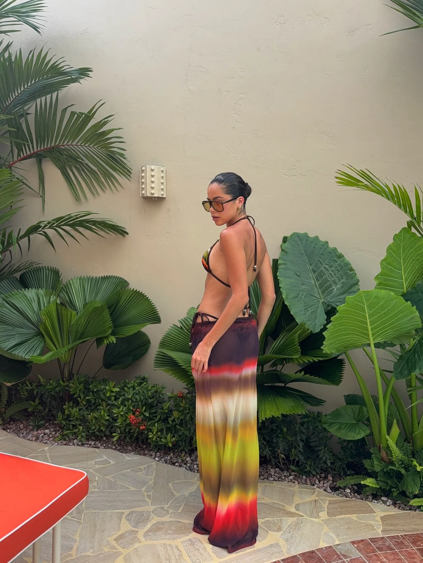 Dream stay in paradise (aka our 2 Bedroom Deluxe Villa) with @elissaburns. To book your own stay, head to the link in our bio.